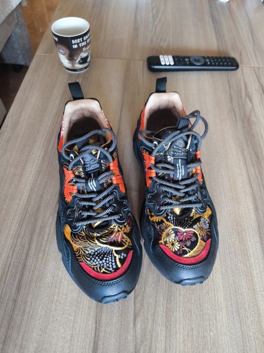 Нови маратонки Flower Mountain 38