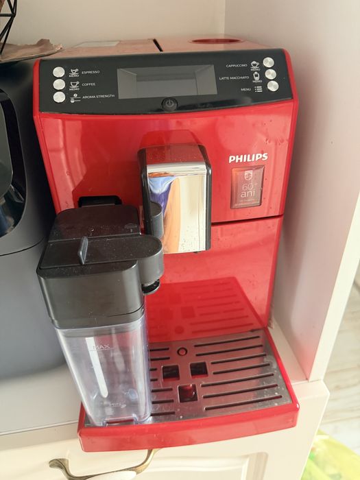 Espresor philips Ep 3363/10-sistemul de spumare lapte