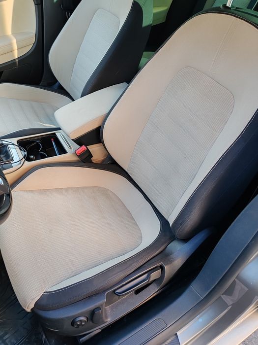 VW Passat CC model 2012