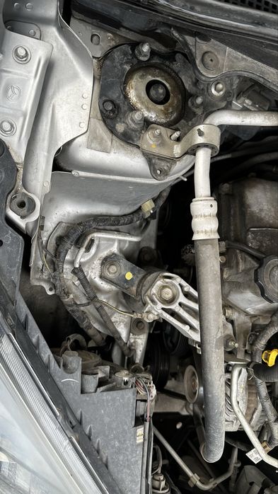 Лек авромобил Мазда 2