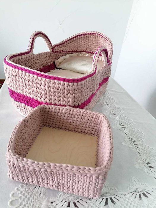 Bolajonlar uchun lyulka, karzina sotiladi.