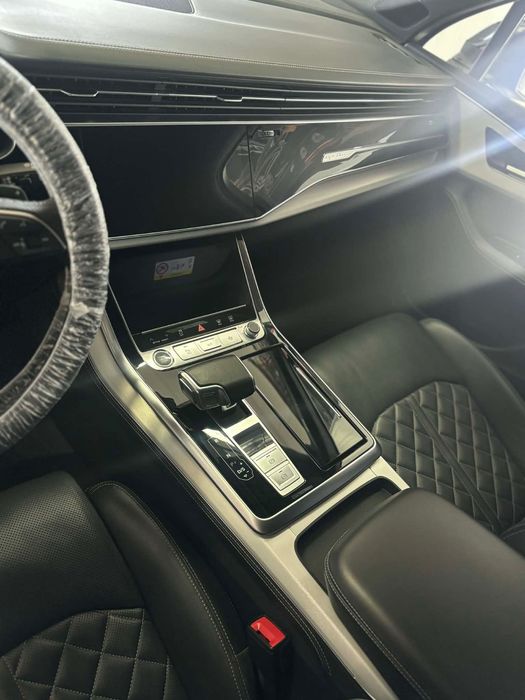 Audi Q7 s line 5.0 tdi