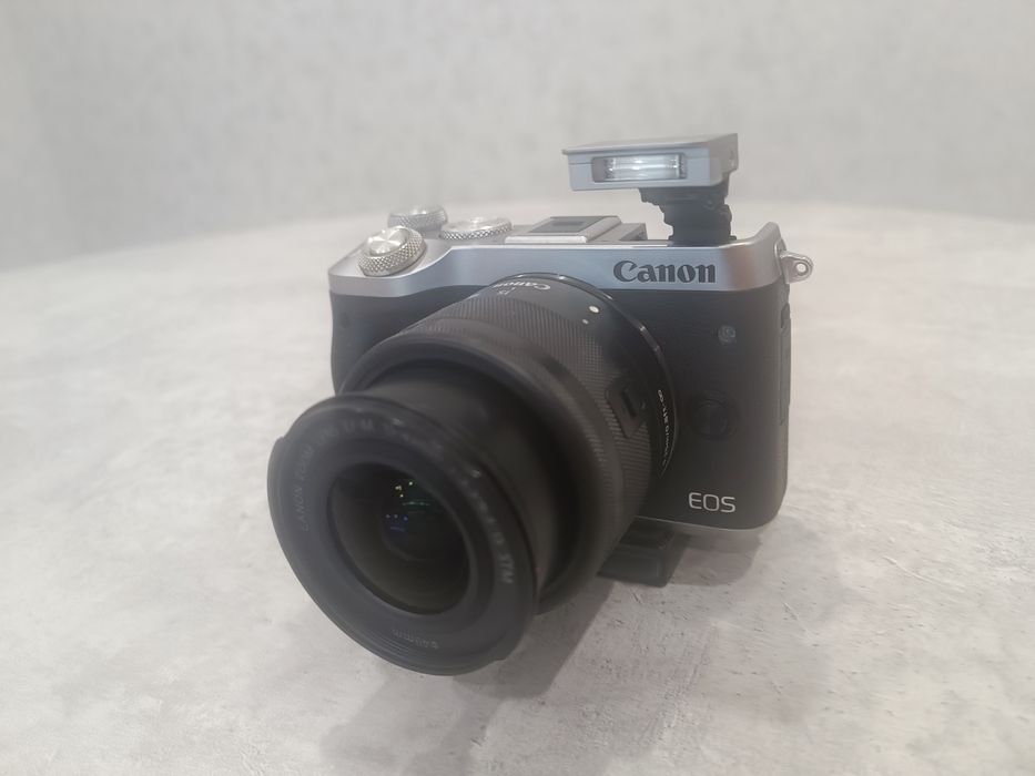 Canon eos m6 kit