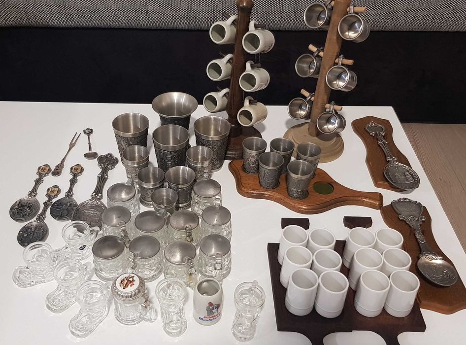 Pahare și farfurii, piese decorative din zinc și farfurii ceramice