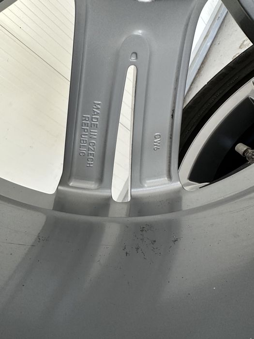 jante tiguan r line 5x112 anvelope 255 45 19 sebring