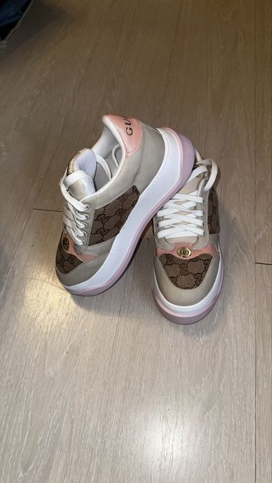 Adidasi Gucci cu talpa groasa