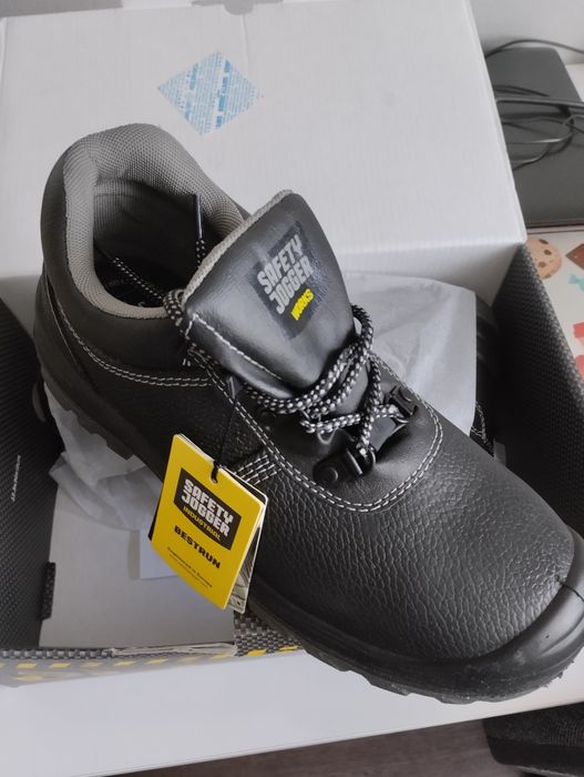 Рабочий ботинки летние