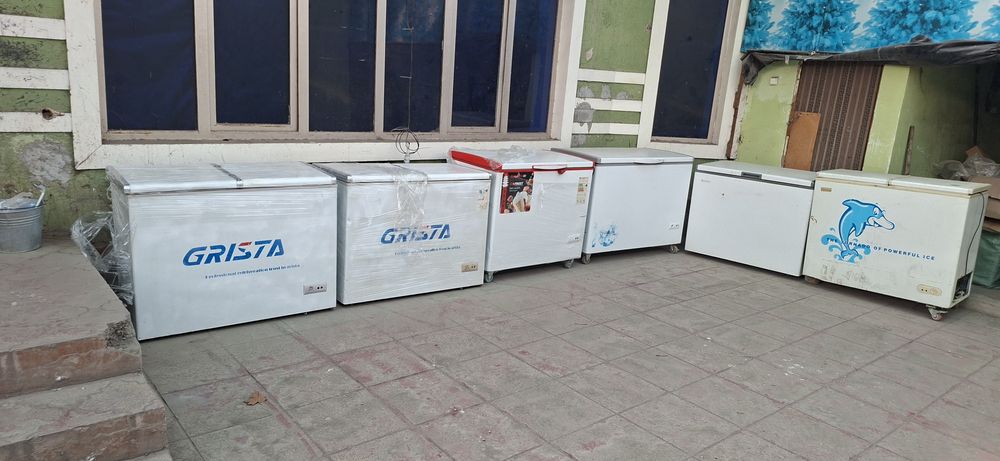 Vitrina xolodilniklar