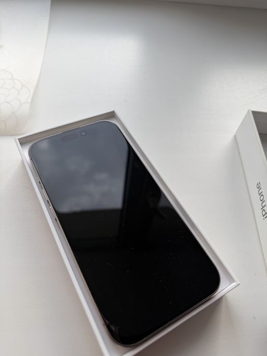 Iphone 15Pro 126Гб eSIM