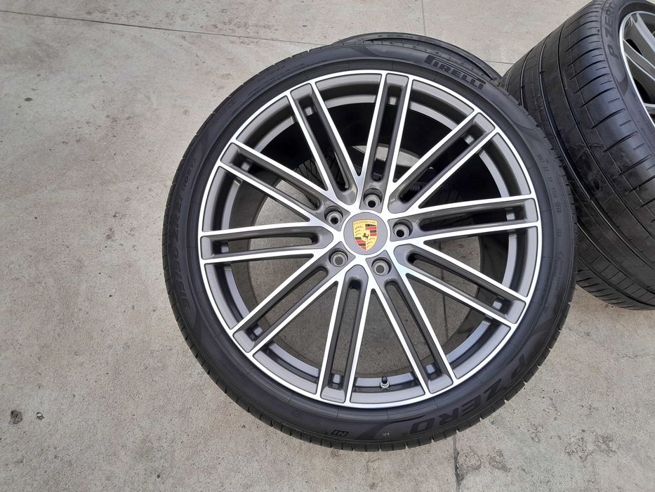 Doua jante spate 21 toli originale porsche panamera COD 971601025AE
