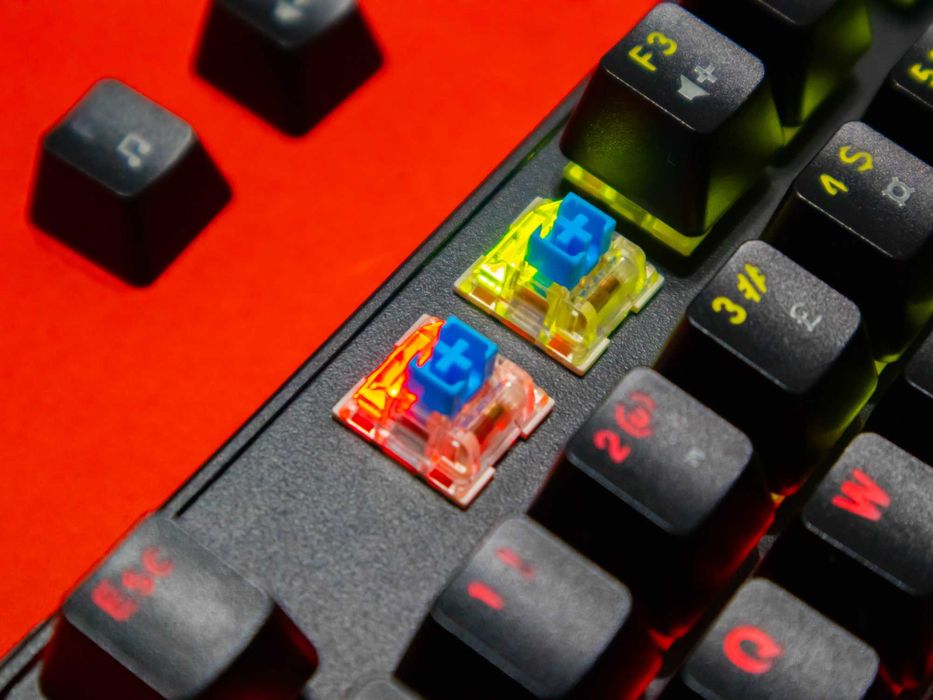 Механична геймърска клавиатура Nox Scavenger TKL, RGB подсветка, сини суичове (Blue Switch)