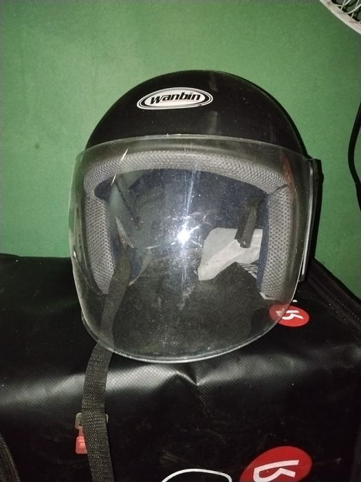 Продам каска для мопеда