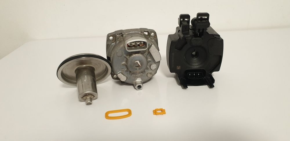 Pompa Grundfos UPM 3 S 15-60 ICHS Immergas Victrix , Exa , Omnia ,Tera