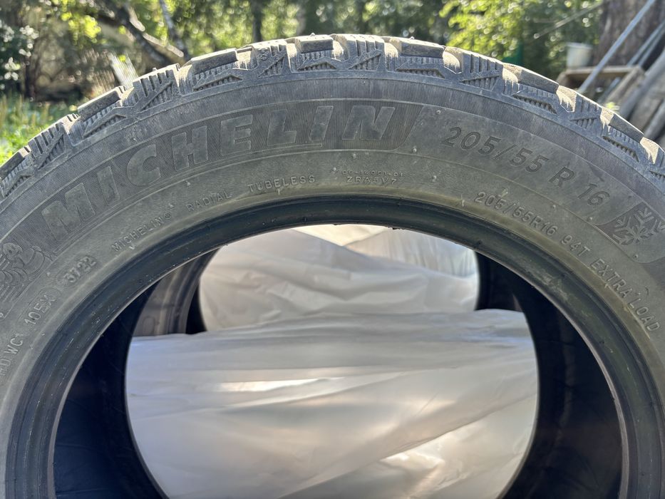 Продам шины Michelin 205/55/16