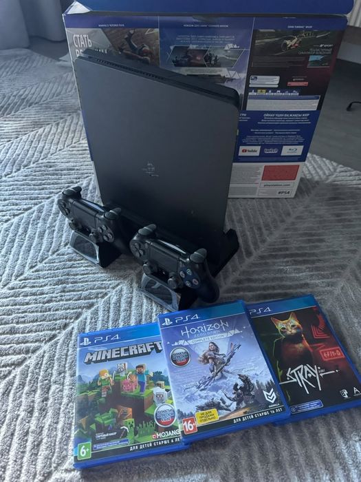 Продам Playstation 4 Slim