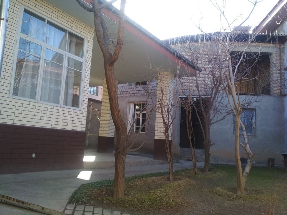 Продаётся дом рядом с речкой