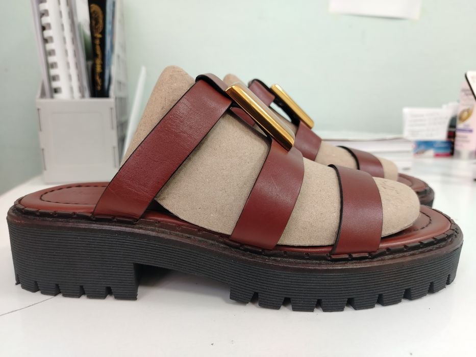 Кожаные сандали на платформе. Massimo Dutti