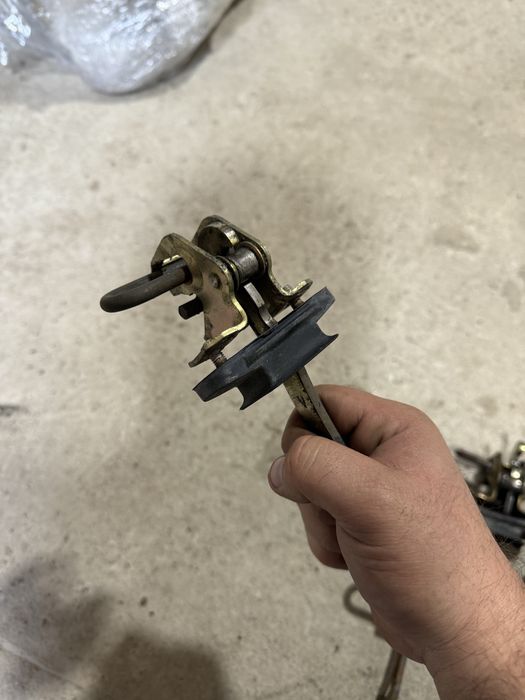 Дверные огранечители на BMW e34