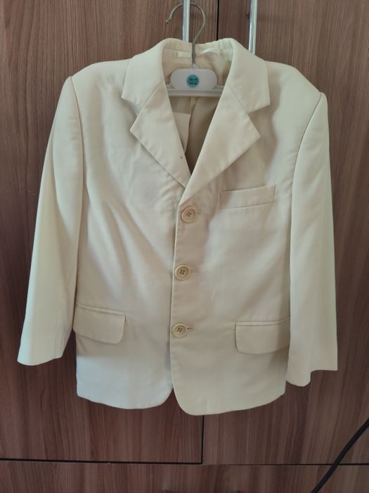 Костюм для мальчика 4-5 лет