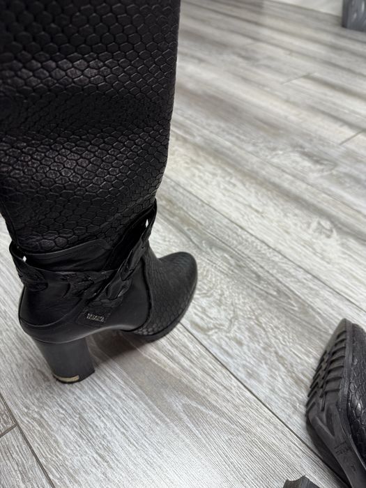 Сапоги женскии размер 37 -38