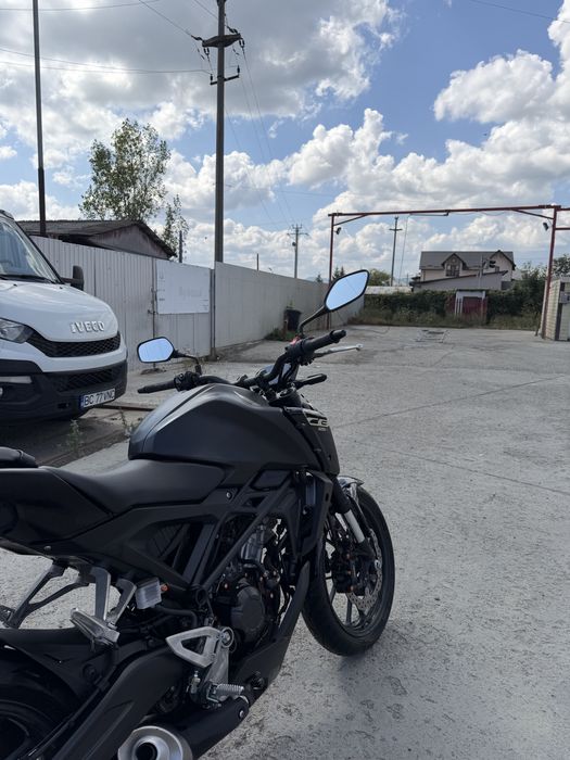 Honda cb 125 r 2025