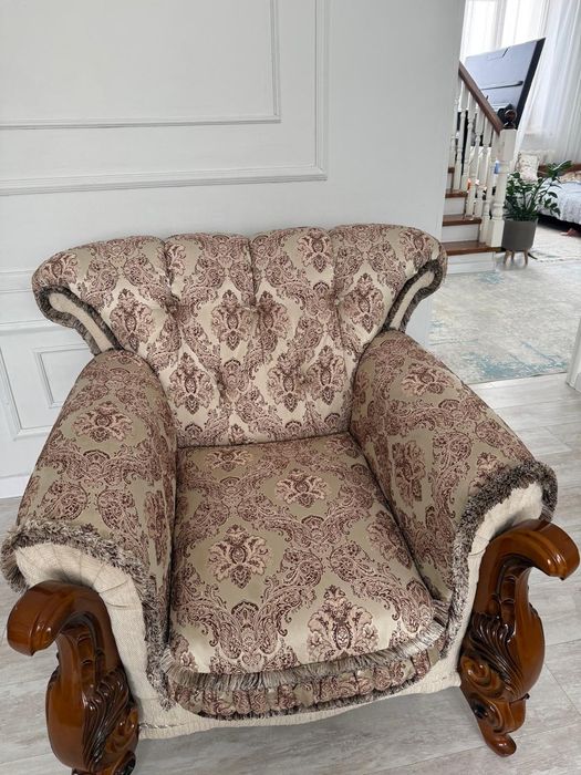 Два кресла и диван буу