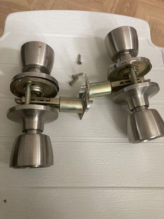 Брава интериорни врати