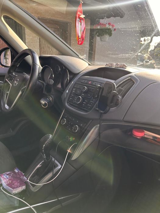 Opel Zafira 2014