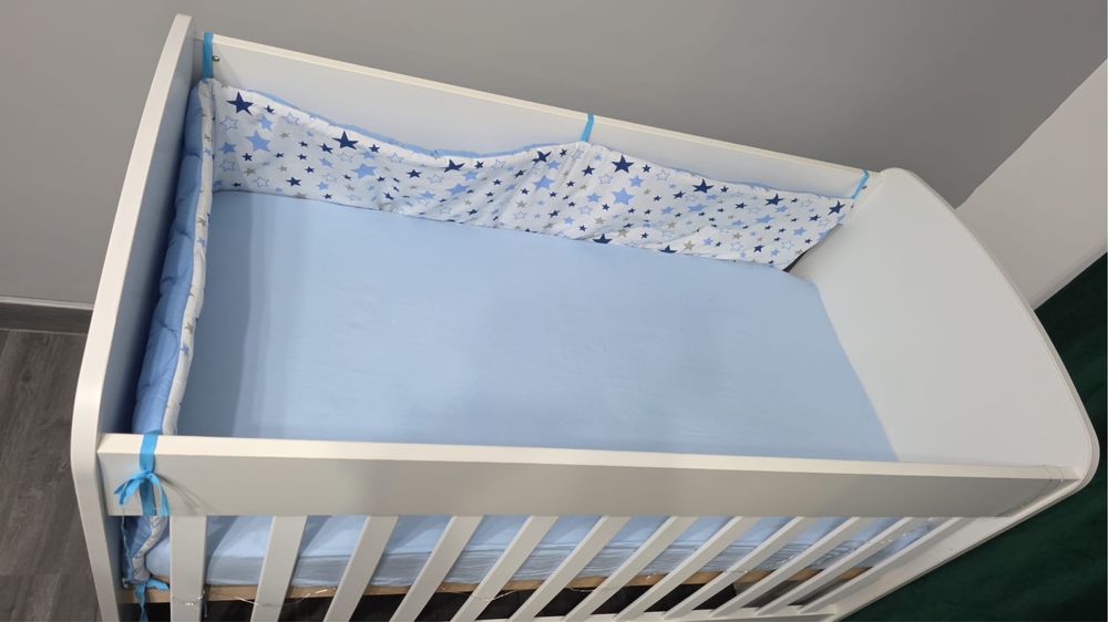 Pat Bebe nou! Saltea+2lenjerii si aparatoare