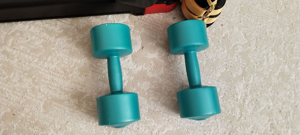 Платформа, гантели , утяжелители по 2.5 кг