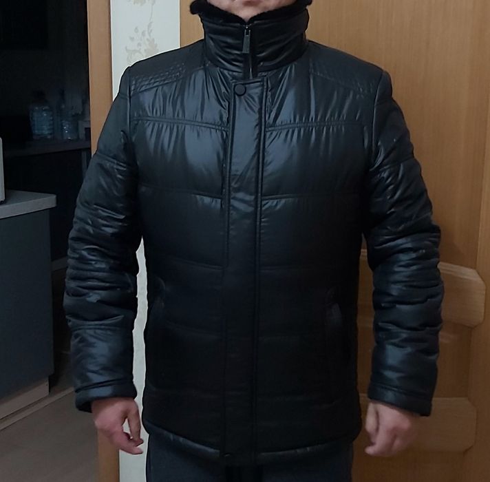 Продам Зимнию куртку
