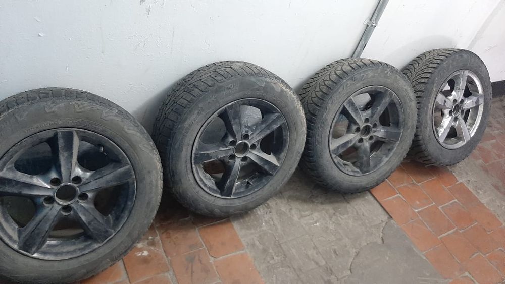 Продам диски на тайота