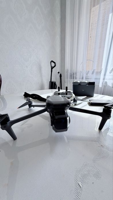 Дрон DJI AIR3S - продвинутый дрон.