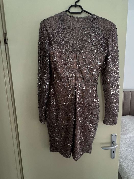 Официална дизайнерска рокля