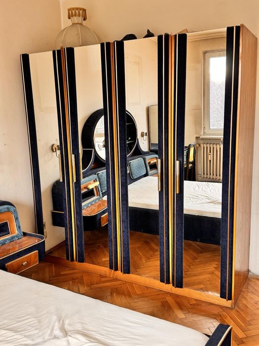 Спалня, гардероб, тоалетка