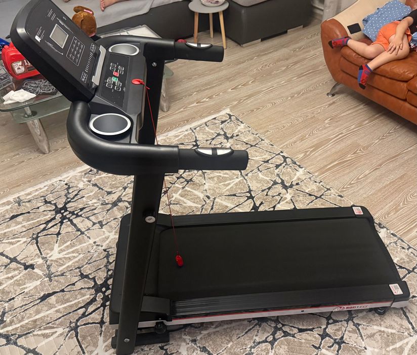 Banda alergare Body Fit