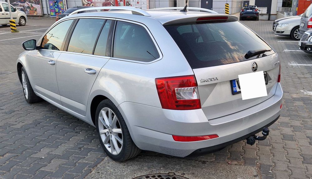 Autoturism Skoda Octavia 3