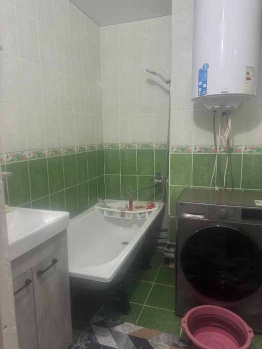 Продам квартиру 4 комнатную