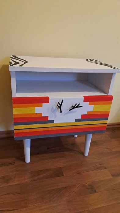 Бутиково нощно шкафче /акцент в дома