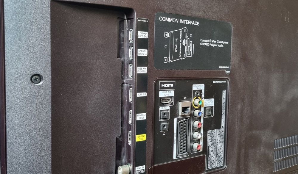 Samsung 46” Smart 3D TV