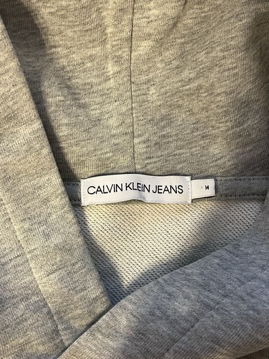 Суичьр Calvin Klein размер 14 год. става и за S