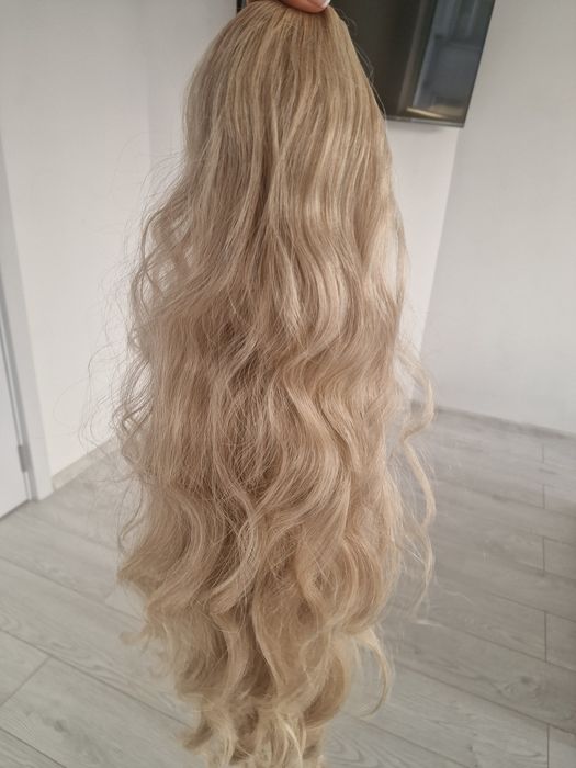 Нова синтетична опашка за коса на мрежа