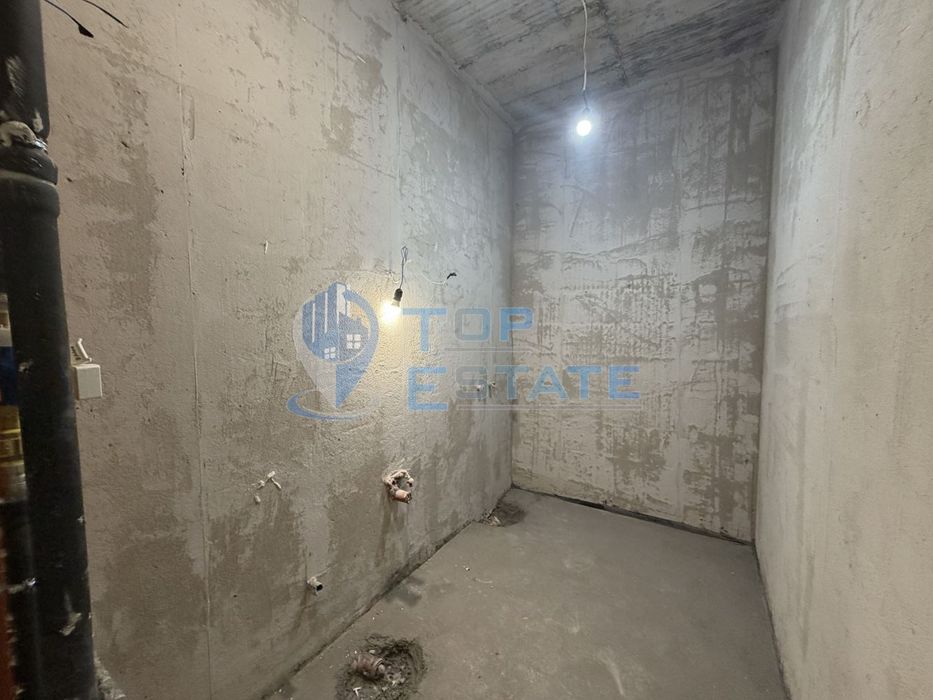 Продава се Тристаен апартамент в Велико Търново, Зона Б - 93 кв.м за 1882 €/кв.м - Снимка #10