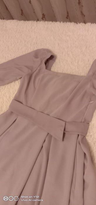 Продаю платье длинное