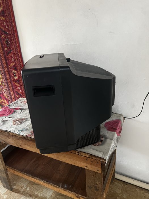 Продам sony телевизор