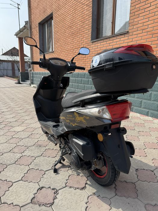 Срочно Продам мопед м8 про