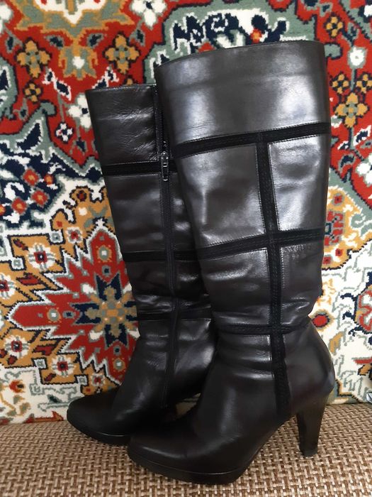 Женские зимние сапоги