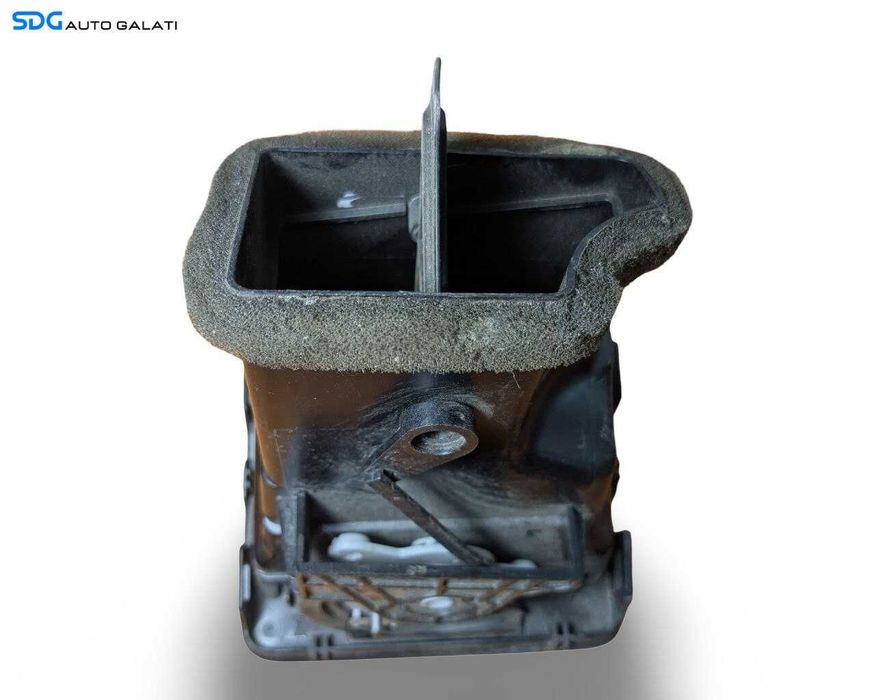 Gura Grila Aer Aerisire Ventilatie Bord Stanga Volkswagen Golf 5 2004 - 2008 Cod 1K0819709 1K0819703 [L9244]