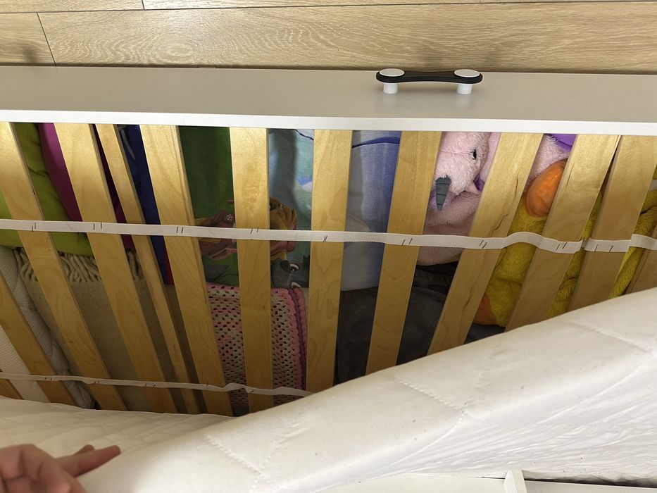 Pat supraetajat pentru 3 persoane cu lada depozitare 195x87x153(Lxlxh)