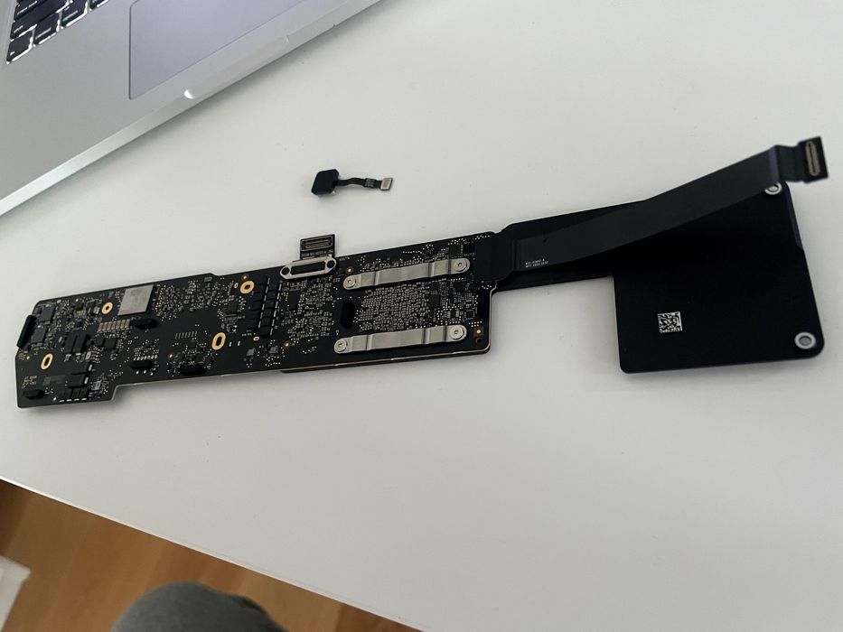 Placa de baza pt piese A2337 MacBook Air M1